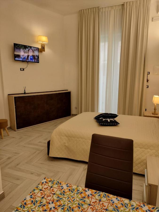 Acquazzurra Apartman Torre Lapillo Szoba fotó