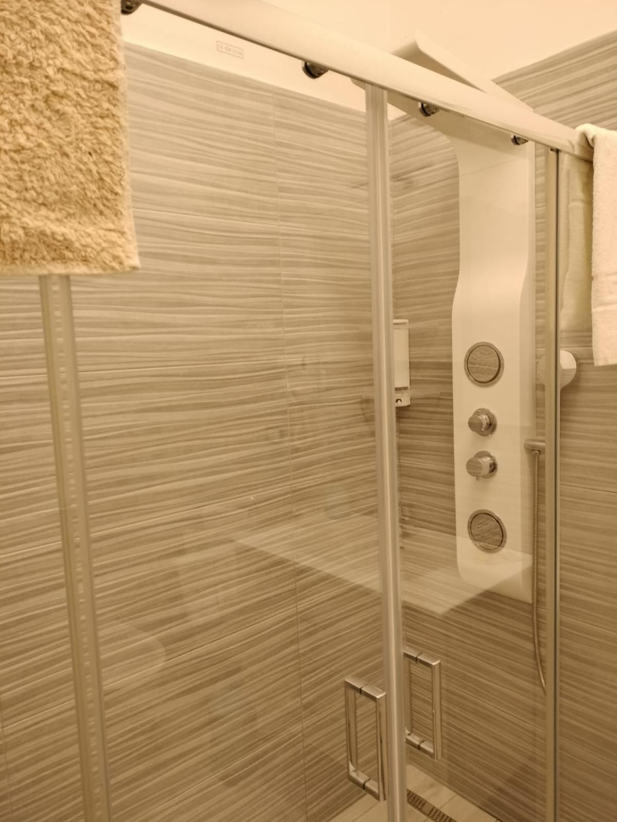 Acquazzurra Apartman Torre Lapillo Szoba fotó